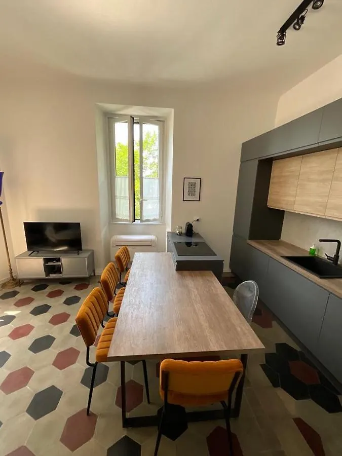 Apartamento Sansiro 74 House Milán