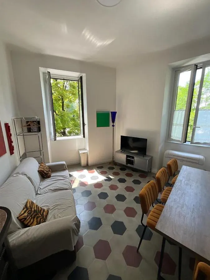 Apartamento Sansiro 74 House Milán