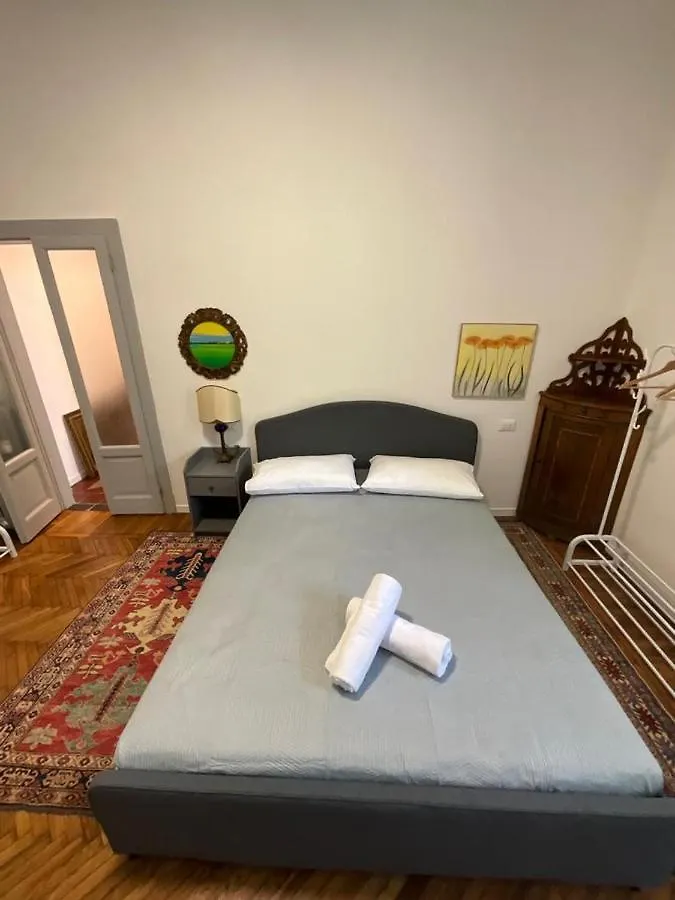 Apartamento Sansiro 74 House Milán
