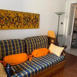 https://casa-marugi.italymilanhotels.net